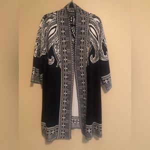 3/4 sleeve Black and White sweater.